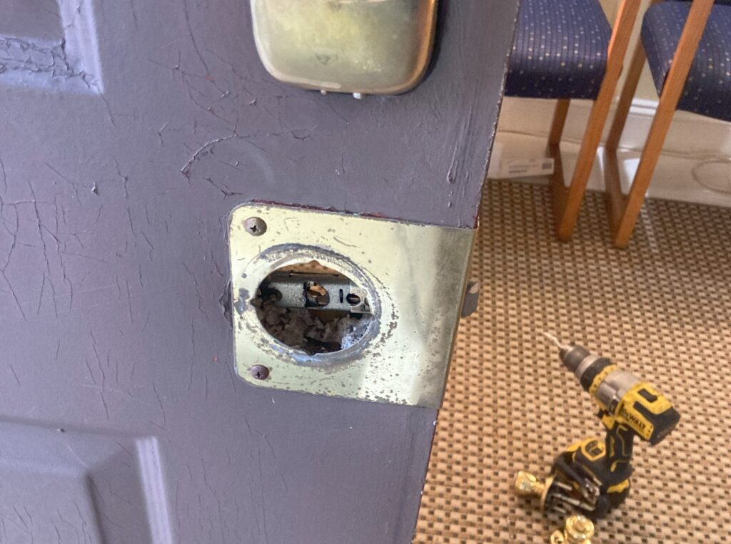 Door Lock Repair Chevy Chase