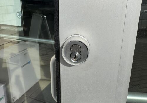 Commercial Locksmith Service Norfolk Ave, Bethesda